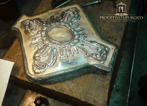 lavorazione argenti sacri bari