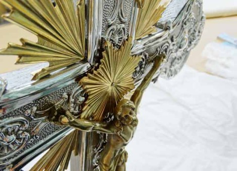 RESTAURO CROCE PROCESSIONALE